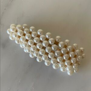 Elegant Pearl Hair Clip